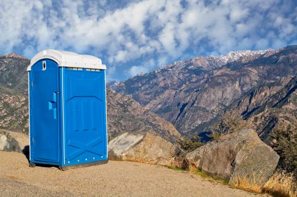Best Porta potty delivery and setup  in Dayton, IN